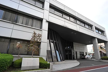本社診療センターの外観