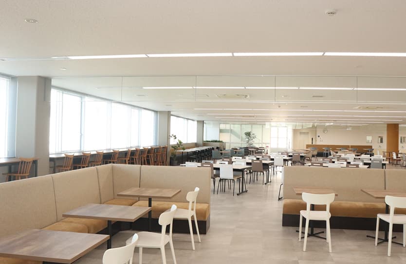 食堂の画像です。